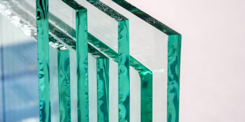 Sheets of glass with different thicknesses